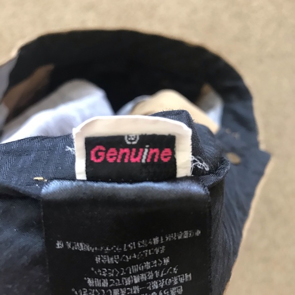 Volcom Chino Shorts - Picture 8 of 9